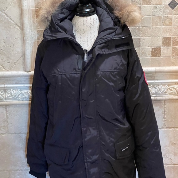 Canada Goose Langford Artic Tech Parka - Picture 8 of 17